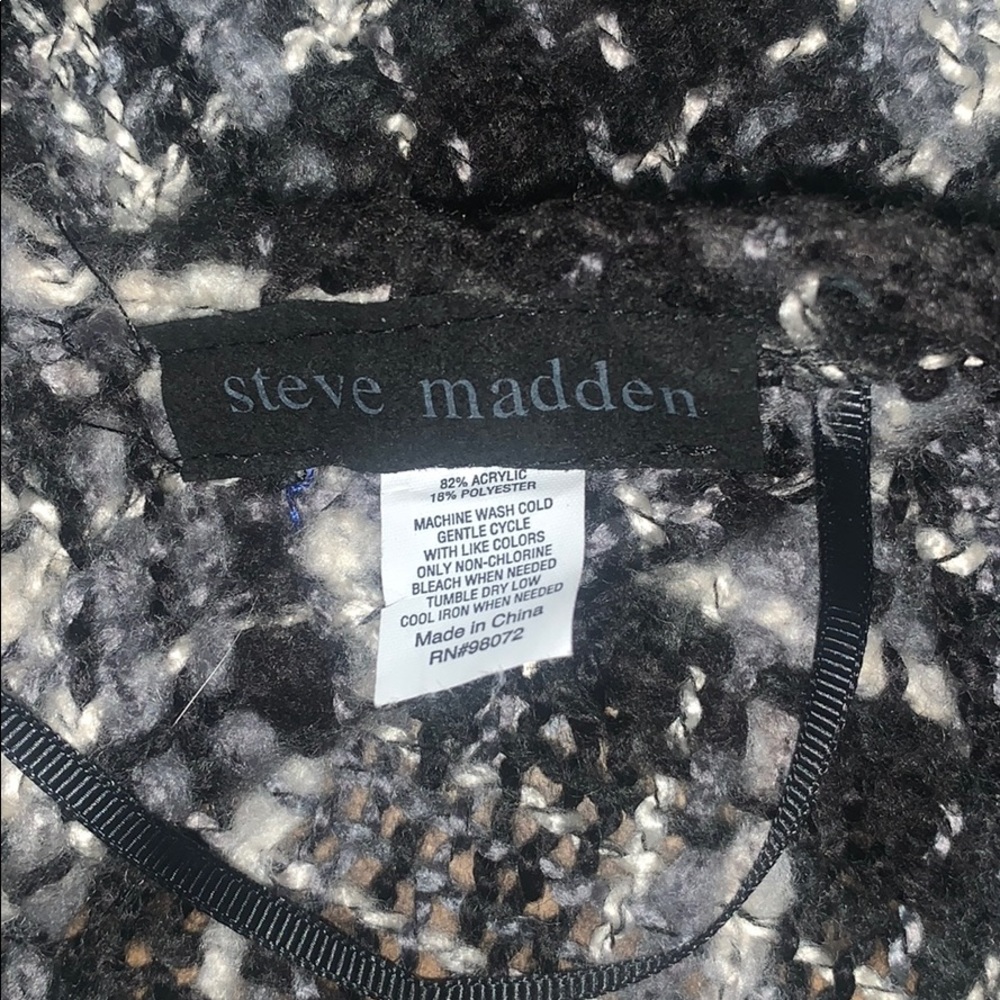 Steve Madden Shaw Knit Cover Up - Picture 7 of 7